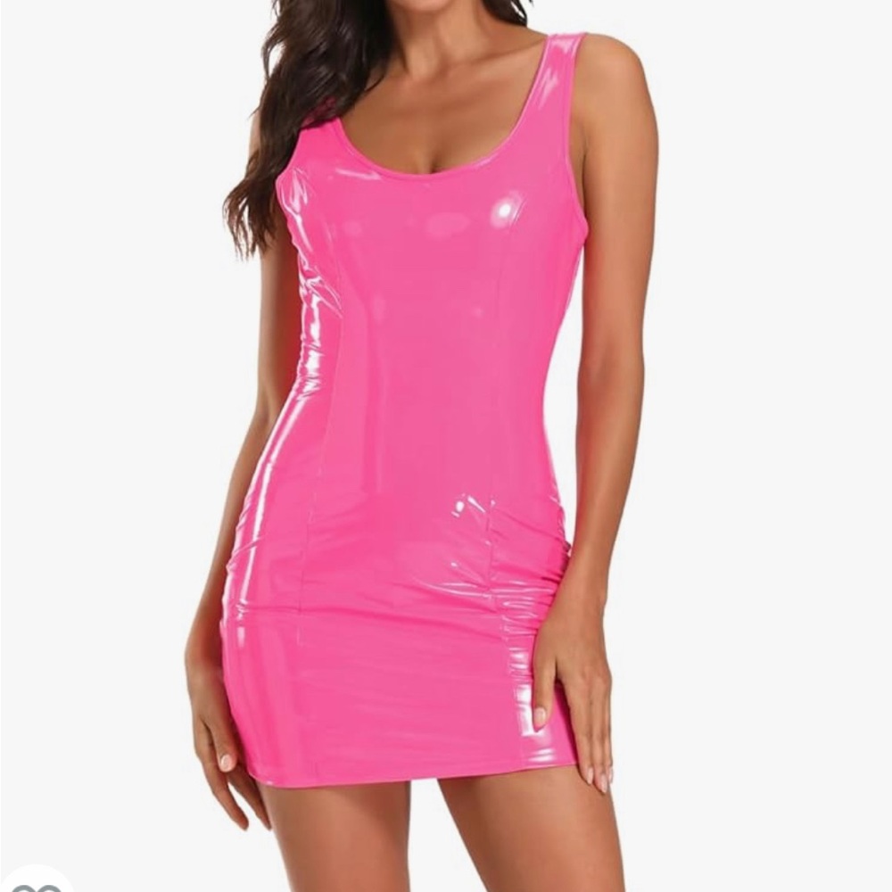 HDE Woman’s latex mini dress - Picture 3 of 3
